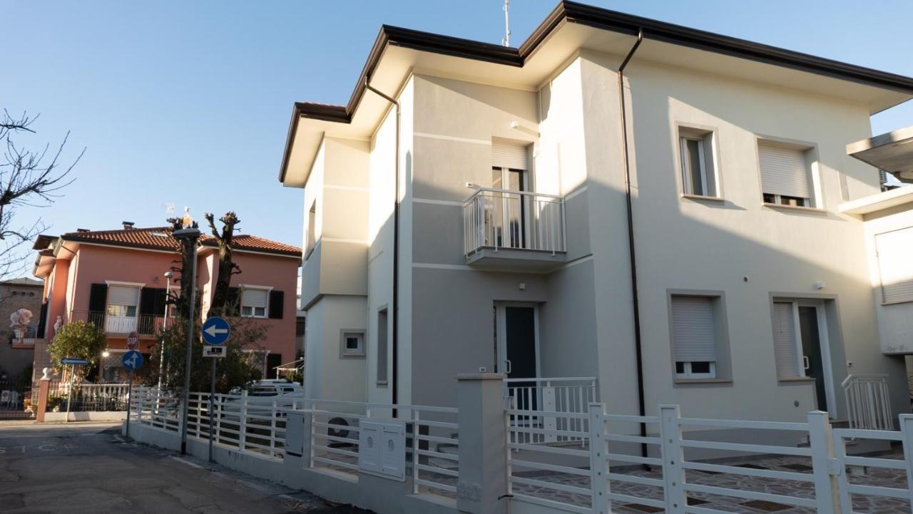 Villino Cavour Apartment ริมินี ภายนอก รูปภาพ